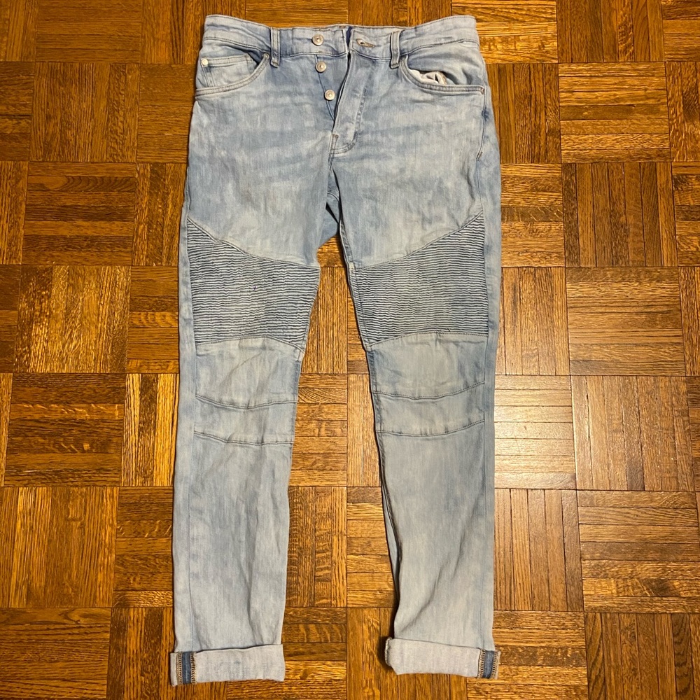Men’s Light Blue Jeans